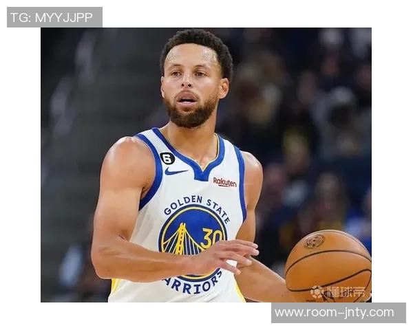 亨特对阵旧主表现出色9投6中斩获16分4篮板2抢断三分命中率50